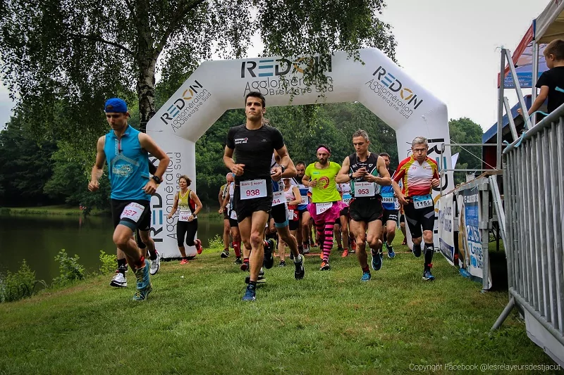 arche gonflable trail saint jacut des pins arche d'arrivée